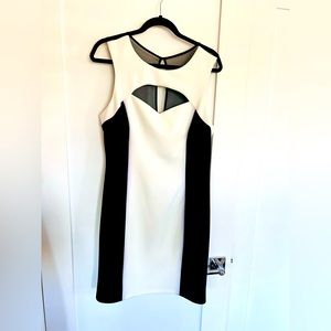 Guess black and white dress. Size 14